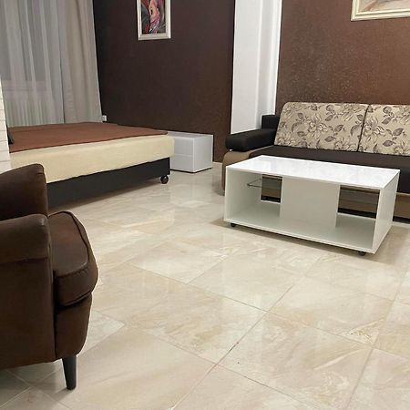 Adam Apartman Hajduszoboszlo Luaran gambar
