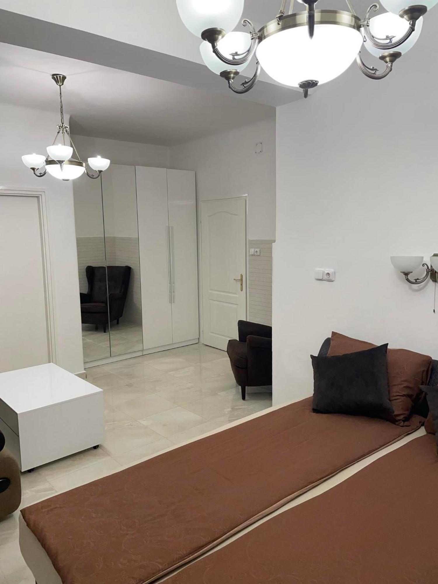 Adam Apartman Hajduszoboszlo Luaran gambar