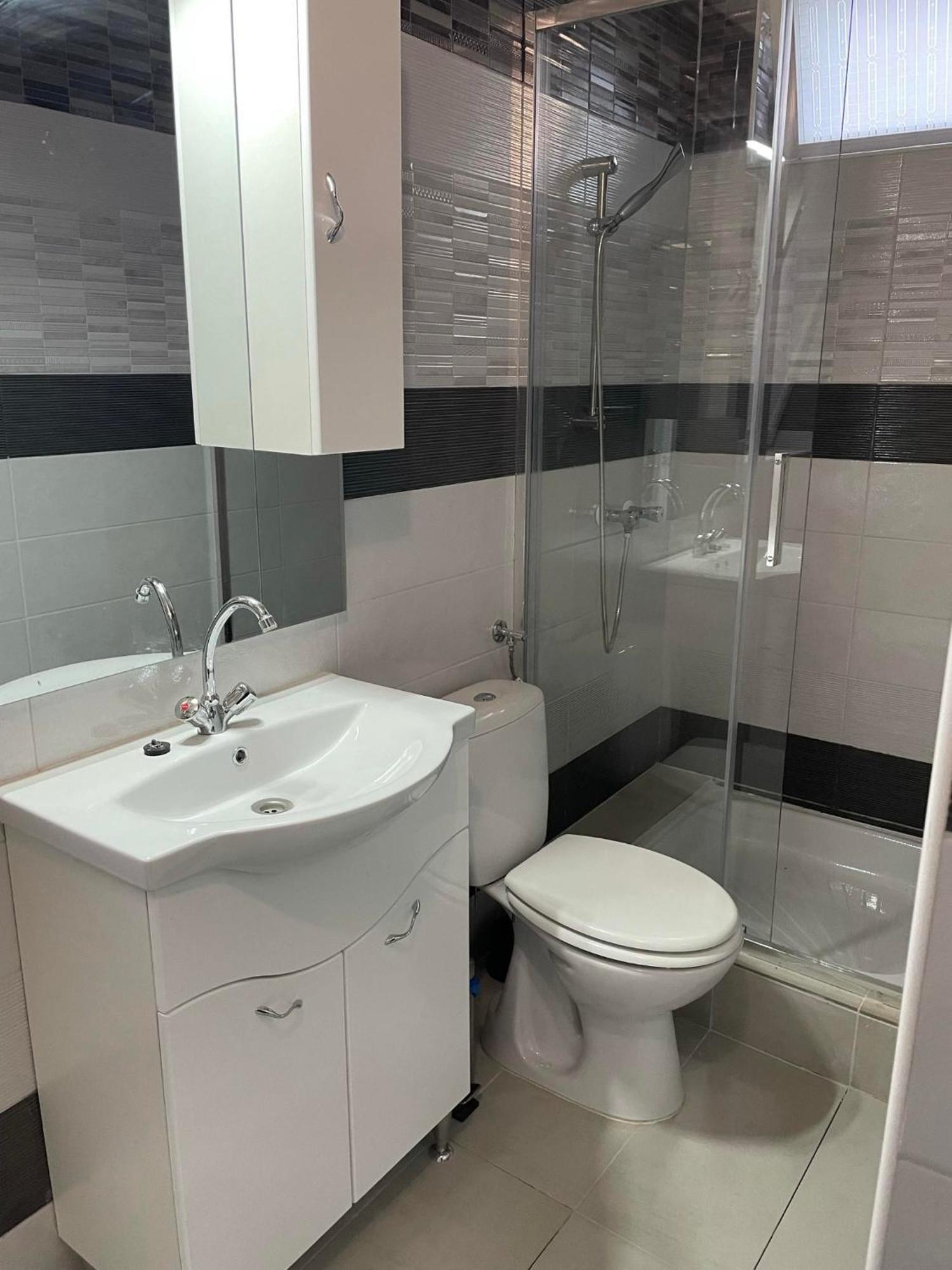 Adam Apartman Hajduszoboszlo Luaran gambar