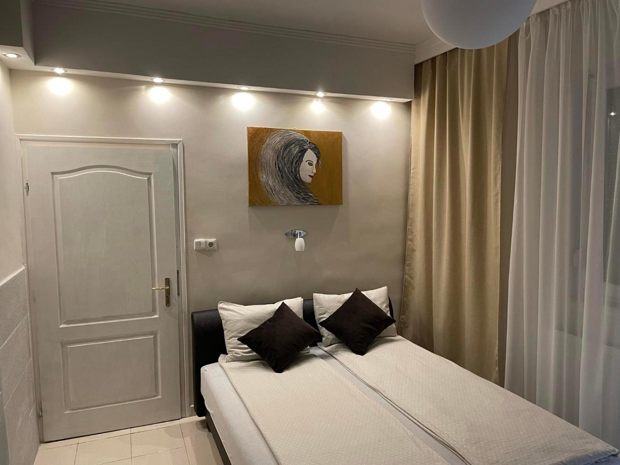 Adam Apartman Hajduszoboszlo Luaran gambar
